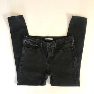 Levi’s | 311 Shaping Skinny